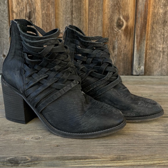 Free People Carerra Woven Leather Shoes / Booties - Picture 2 of 9